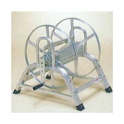 ハラックス アルミ製 ホース巻取器 マキ太郎 DR-50 φ8.5mmホース50m巻用 (φ8.5より戻し金具付) リール径φ37cm 寸法A56.1×B41.3cm (個人宅配送OK)　zs