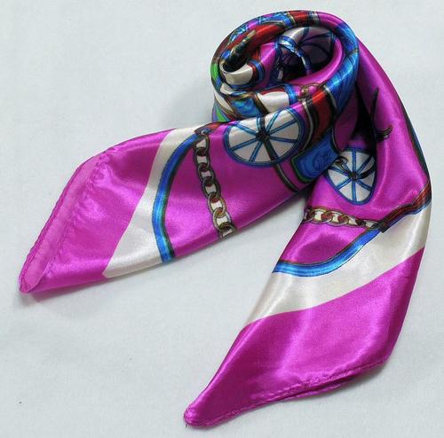 カラフル艶やかなシルク調スカーフ シルクロードの起点【西安】からの贈り物 美品激安 60角企業制服スカーフ