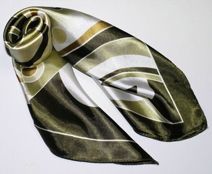 カラフル艶やかなシルク調スカーフ シルクロードの起点【西安】からの贈り物 美品激安 60角企業制服スカーフ