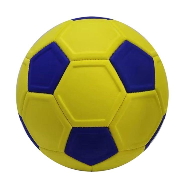 匠の窓楽天市場店の【ポイント 10 倍】スワーブ サッカーボール ボール 子ども カーブ 子供 シュート 5号 マジックサッカーボール 男の子 4号 小学生 4号球 5号球 変化球 魔球 キッズ プレゼント ジュニア｜アングル2