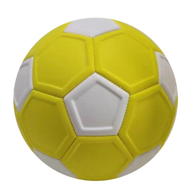 匠の窓楽天市場店の【ポイント 10 倍】スワーブ サッカーボール ボール 子ども カーブ 子供 シュート 5号 マジックサッカーボール 男の子 4号 小学生 4号球 5号球 変化球 魔球 キッズ プレゼント ジュニア｜アングル3