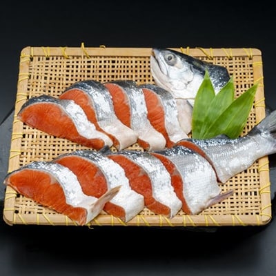 ロシア産 紅鮭切身(半身) ロシア産 紅鮭切身(半身)