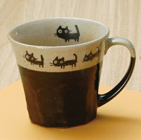 ◇高嶋金物店◇【可愛い猫グッズ】【マグカップ】カネ仁黒ネコの散歩マグ カネ仁作 黒 160cc Y1356
