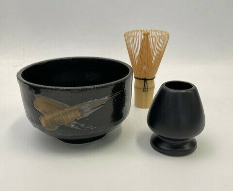 ◇高嶋金物店◇【美濃焼】源氏抹茶碗黒金刷毛目セット