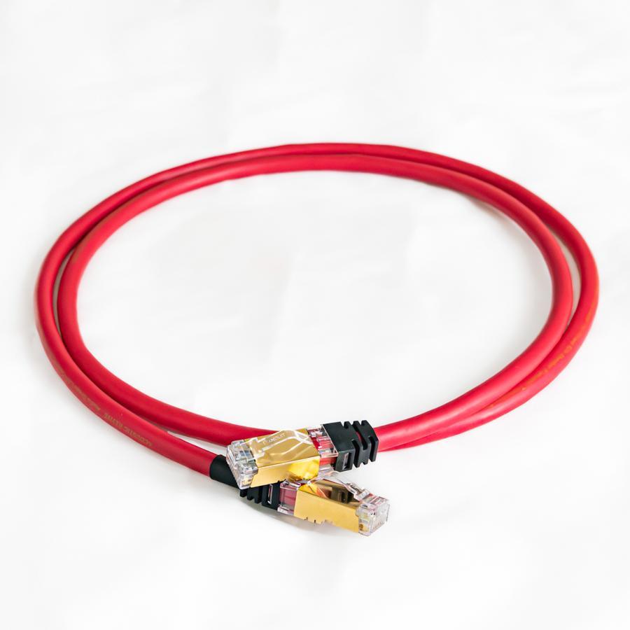 LAN-1.0TripleCのノウハウはそのままに価格をおさえたバージョン 商品説明 絶縁材にテフロンを採用 / シールドやシースにも音質的、伝送特性的に有利なものを採用 LAN-1.0TripleCのノウハウはそのままに価格をおさえたバージョン 最新モデル