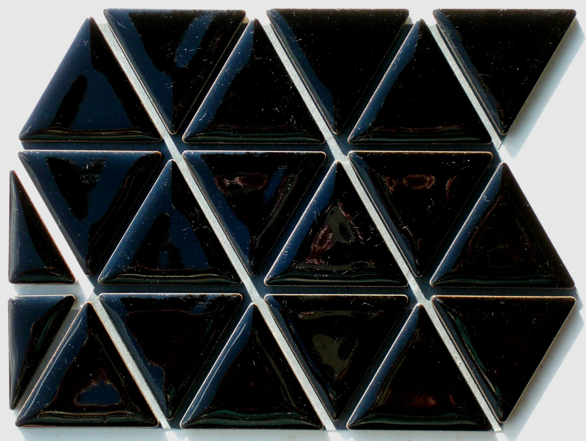 《 正三角形 アートタイル 》トライ RG-2 黒・ブライト ［ シート販売 ］