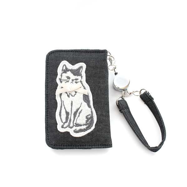 ネコ2つ折りパスケースグレークスグルジャパン猫 猫雑貨マチルダさん ねこぜがわさん ムッシュ君 モージー