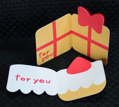 ハンドメイドメッセージカードフェルト付きケーキ