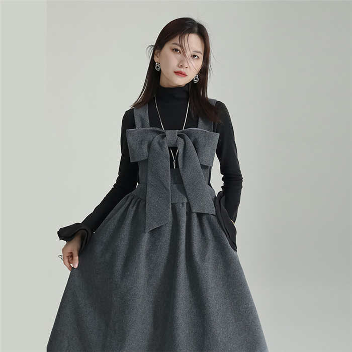 リボン ジャンパースカート 秋 冬 ワンピース 秋冬 きれいめ ノースリーブ レディース サロペットスカート 上品 大人 可愛い フェミニン aライン ハイウエスト 着痩せ ミモレ 個性 大きいサイズ ジャンスカ オールインワン 通勤 オフィス 重ね着 レイヤード 黒 グレー