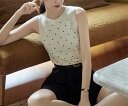 ドット柄 タンクトップ レディース シンプル プルオーバー ドット 水玉 夏 インナー レディース ノースリーブ トップス レイヤード 重ね着 快適 大人 春 夏 涼しい 着心地 通学 通勤 着回し 定番 肌着 リラックス 20代 30代 40代 オフホワイト 紺色 送料無料