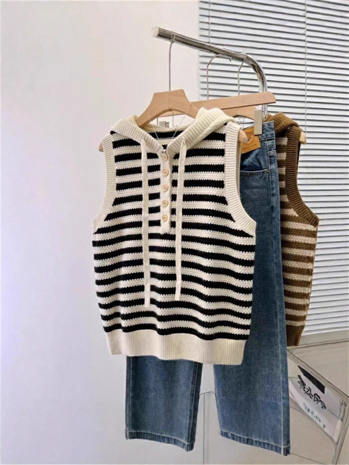 ニットベスト フード付き レディース プルオーバー ニット ベスト ハーフボタン コーデ おしゃれ 春 秋 冬 ベスト レディース 春秋 お洒落 着回し 秋冬 トップス ボーダー ゆったり シンプル カジュアル レイヤード 通勤 通学 仕事 日常 デイリー 重ね着 定番 送料無料