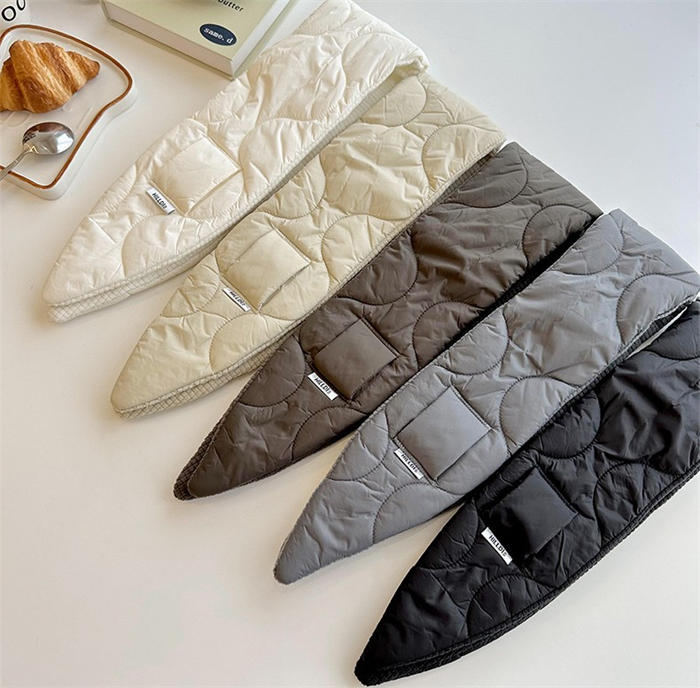 ティペット マフラー レディース 秋冬 ネックウォーマー ダウン ダウンマフラー 洗える 軽量 軽い ダウン風 ショート マフラー 中綿入り カジュアル シンプル 通勤 通学 オフィス ファッション雑貨 小物 かわいい 暖かい 防寒 秋冬 コーデ ギフト 黒 白 グレー 送料無料