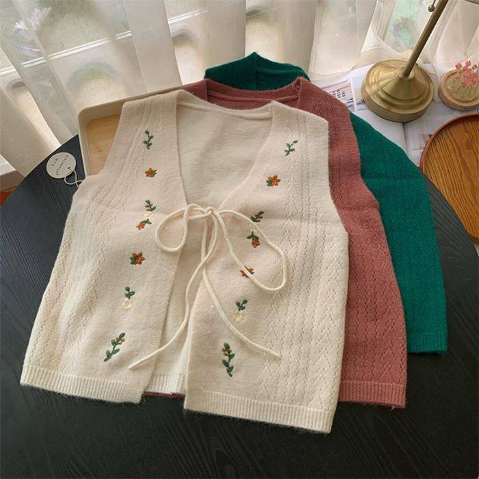 花柄 刺繍 ニット ベスト レディース コーデ 春 サマー ベスト 春秋 前開き ニット...