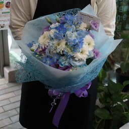 009【アリストロシュ】お花 花 生花 花束 フラワーアレンジメント お祝い 誕生日 結婚祝い 出産祝い ホワイトデー バレンタイン 父の日 母の日 敬老の日 記念日 結婚記念日 送別 退職 入学 卒業 開店祝い 周年祝い プレゼント ギフト 贈り物