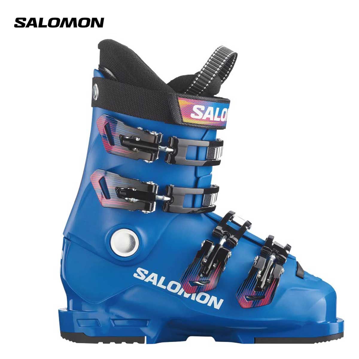 SALOMON サロモン スキーブーツ■EQUIPE 60T L エキップ 60T Lフレックス（硬さ）：60ラスト（幅）：JUNIORCOLOR・Race Blue/White/Equipe RedSIZE・22.0/22.5cm、23.0/23.5cm、24.0/24.5cm、25.0/25.5cm、26.0/26.5cmWEIGHT (g)・1240(1/2pair)SHELL/CUFF・Polyolefin/PolyolefinLINER・My Thermic Fit JrSTRAP/BUCKLES・Riveted Velcro 28mm/4 Riveted PlasticPADS・Alpine Premounted Iso 5355・Gripwalk OptionADJUSTMENT・Riveted Oversized Pivot・GRIPWALK OPTION原産国：ROMANIA製競技用のEQUIPEと同じデザインを採用し、未来のワールドカップレーサーを目指す子供たちのためのモデルです。成長過程の足を優しく包み込み、体重が軽く筋力が弱くても自在にスキーを操ることができます。※メーカー企画書の情報で商品登録を行っております。予告なしに商品名と仕様変更される場合がございます。