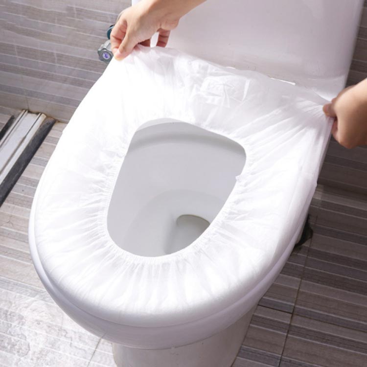 持ち運びに 出張 旅行 防水 50枚入 トイレシートカバー 抗菌 使い捨て便座シート ...