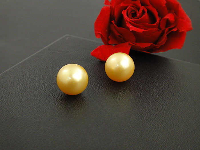 【南洋真珠】選べる　金色系　11.5mm upのイヤリング/ピアスK18 製【送料無料】