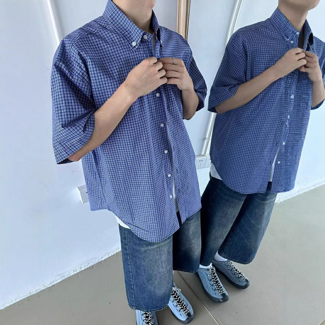 メンズチェック柄ブルー半袖シャツ、万能ルーズカップルジャケット、カジュアルサマーシャツ