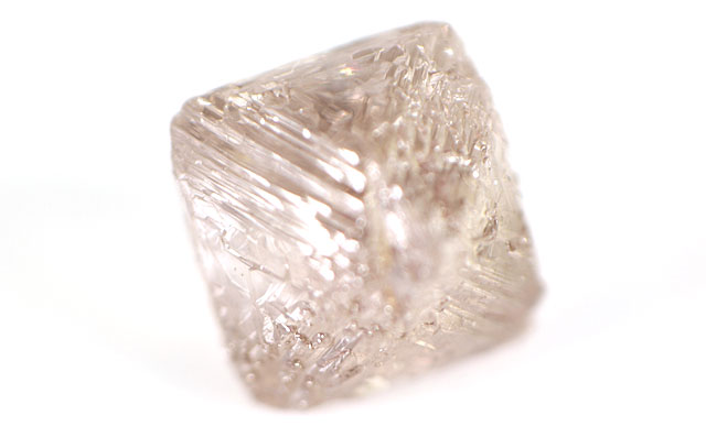 ダイヤモンド原石(ラフ) ルース(裸石) 0.40ct 【トライゴンが表面にびっしりです。】【 送料無料 】