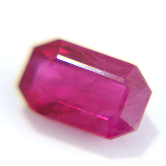 ルビー ルース 1.260ct, エメラルドカット, 日本宝石科学協会 ( Ruby / 紅玉 / コ...