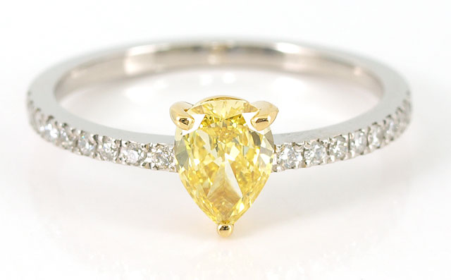 【美品】 イエローダイヤモンド (0.489ct, Fancy Intense Yellow, VVS-2) リング(指輪) Pt900・K18YG ( プラチナ900・18金イエローゴールド ) 【エンゲージリング(婚約指輪)にも】 【 送料無料 】