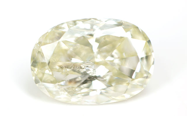 【 Under N (Very Light Yellow) カラー 】 天然ダイヤモンド ルース(裸石) 0.259ct, I-1,オーバルカット 【蛍光性はグリーン系】【 中央宝石研究所ソーティング袋付 】 【 送料無料 】