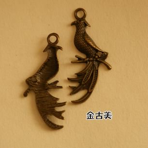 【サイズ】約 4cm x 1.7cm 【素　材】合金 【カラー】金古美 【入り数】1個入