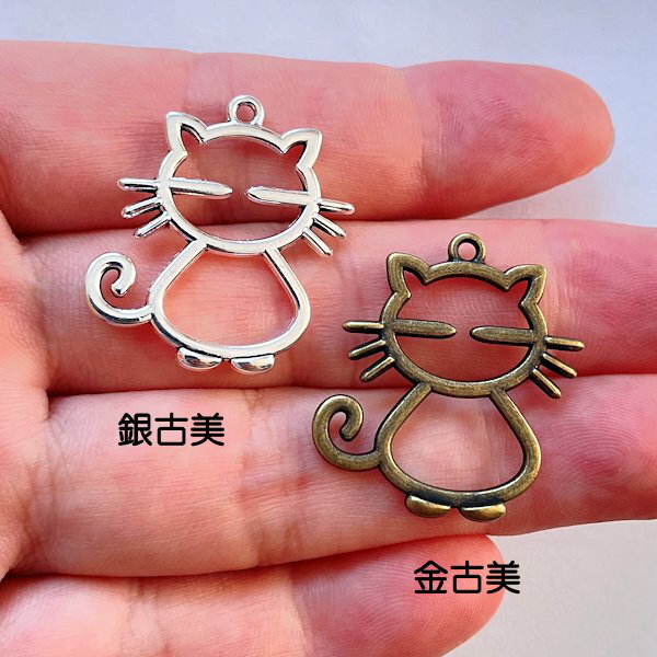 【ハンドメイドパーツ】素材アンティーク風・メタルチャーム・猫【p2163-gasa】