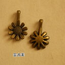 【サイズ】約 1.1cm x 1.1cm 【素　材】合金 【カラー】アンティーク風金古美 【入り数】1個入