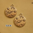 【サイズ】約 2cm x 1.6cm 【素　材】合金 【カラー】アンティーク風銀古美 【入り数】1個入