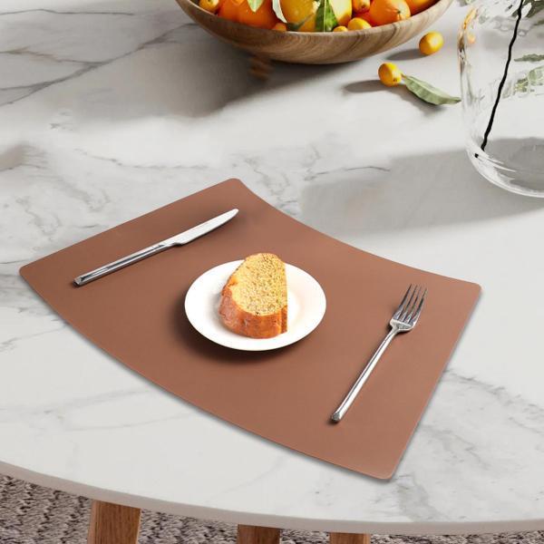 シリコン製プレースマット 汚れに強いテーブルマット ダイニングテーブル カウンター キッチン用 ブラウン