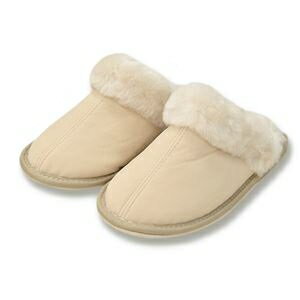 ムートンスリッパ アイボリー Mサイズ【代引不可】 ds-2563340 ふわふわ 暖かい 滑り止め 産地: 中国
