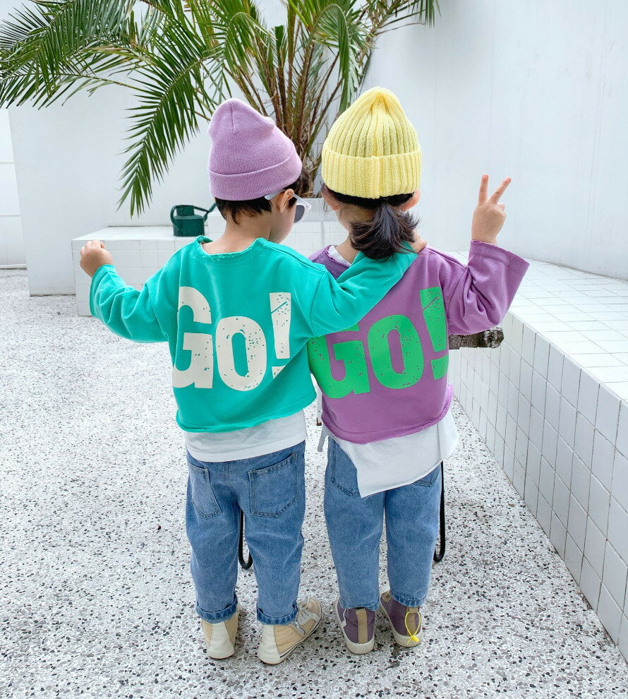 Rakuten - 切りっぱなし 薄手 トレーナー Tシャツ GO! おしゃれ ロゴ パープル グリーン 90 100 110 ユニセックス 男の子 女の子 おそろコーデ 春コーデ