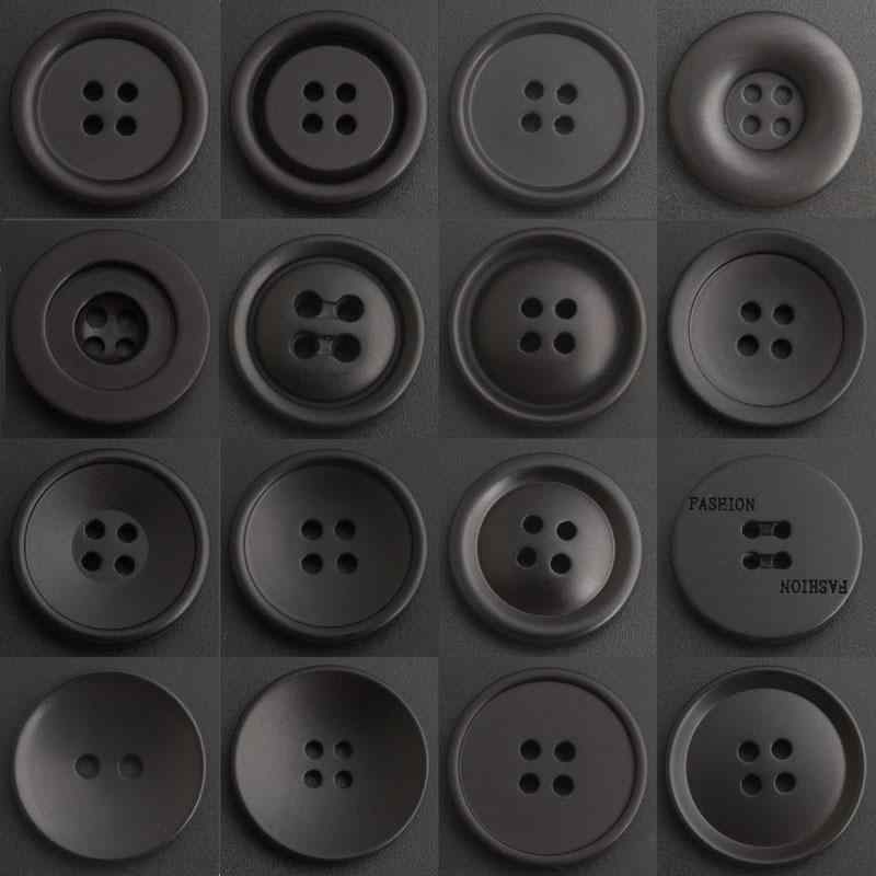 ボタン 樹脂ボタン 四つ穴ボタン 黒色 ブラック 大量 まとめ売り コート ジャケット ズボン スラックス..