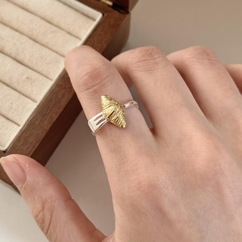 指輪 レディース ファッションリング おしゃれ かわいい 牛角パンモチーフ デザイン 個性的 ヒップホッ..