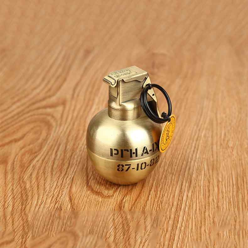 ライター 小型 ミニ 手榴弾型 キーホルダー付き 金属製 卓上灰皿 アンティーク調 青銅