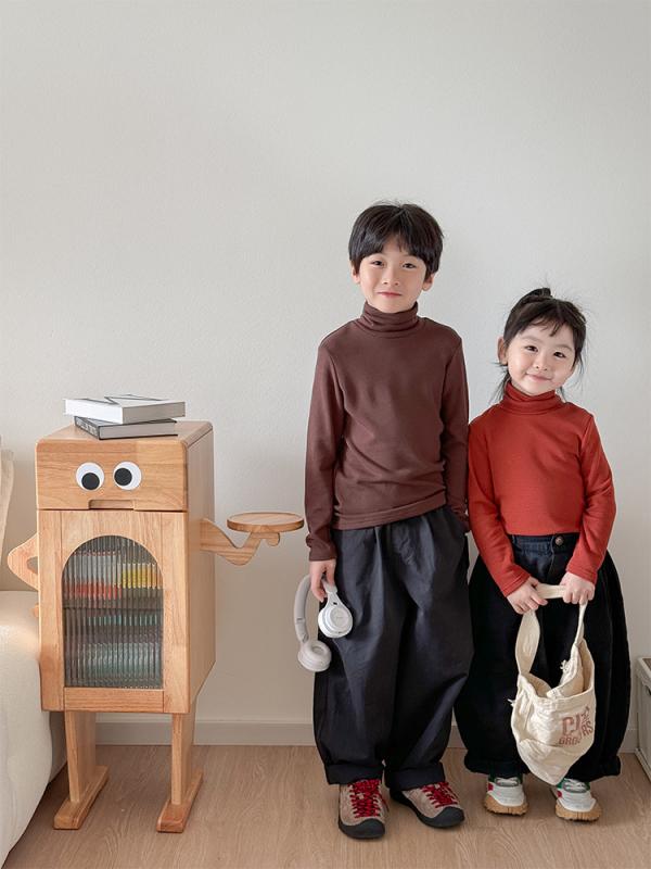 子供服 インナーシャツ 長袖 秋冬 裏起毛 あったか 男の子 女の子 ハイネック トップス 綿 混紡 無地 9..