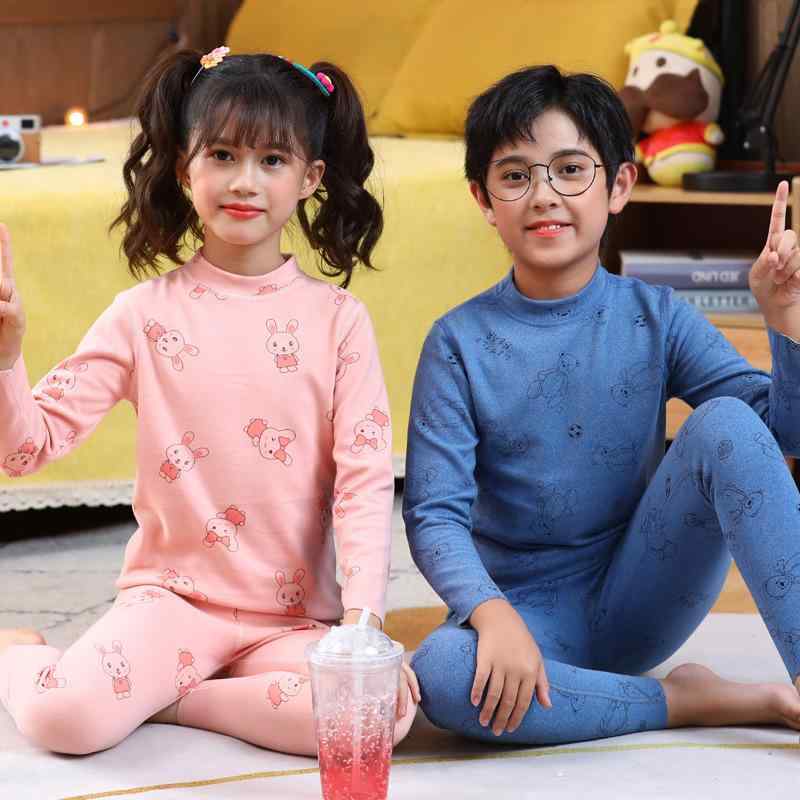 ・カテゴリ: 子供用インナーウェア・スタイル: セットアップ・対象: 男女兼用・対象年齢: 中-高学年 (8歳以上, 140cm以上)・ネックライン: ラウンドネック・素材: ポリエステル90%・柄: 無地, キャラクター・シーズン: 冬, 秋・在庫: 有・要素: セットアップ, キャラクター・機能: 保温・色: ブルー小熊（中襟）, ピンク小兔（中襟）, ブルー小熊, ピンク小兔, スカイブルー, レモンイエロー, ベビーピンク, ライラック, 秀レッド, 若草グリーン・サイズ: 100cm, 110cm, 120cm, 130cm, 140cm, 150cm, 160cm, 170cm, 180cm