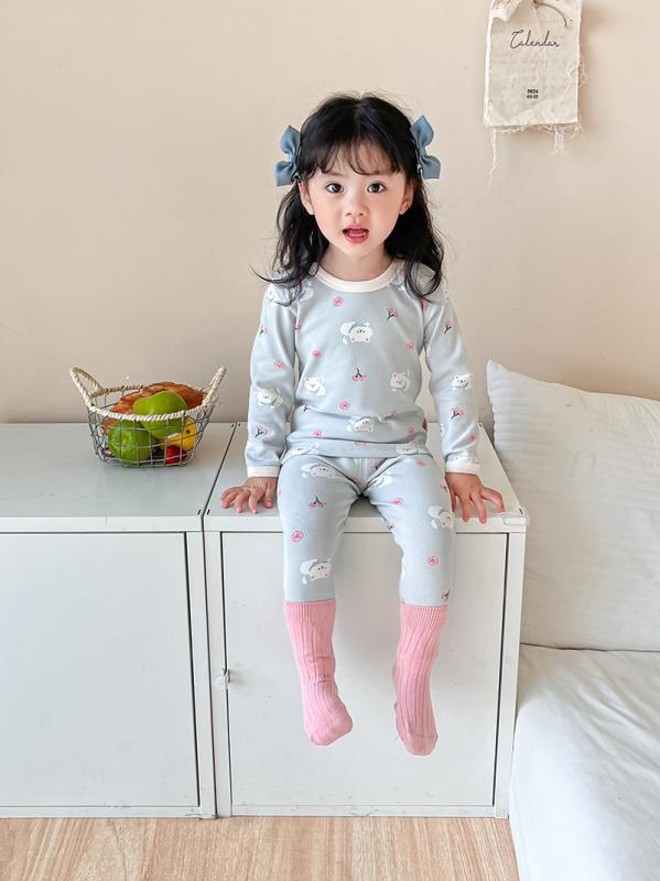 子供用インナー 上下セット 秋冬 ベビー 保温 秋服 冬服 長袖 パジャマ 部屋着 綿 無縫製 ウール混紡 90 100 110 120 130 140 青瓜色 ブルー 猫 小花柄 ピンク 蝶結び アイボリー 小花柄 桜色 うさぎ グレー 白 動物柄