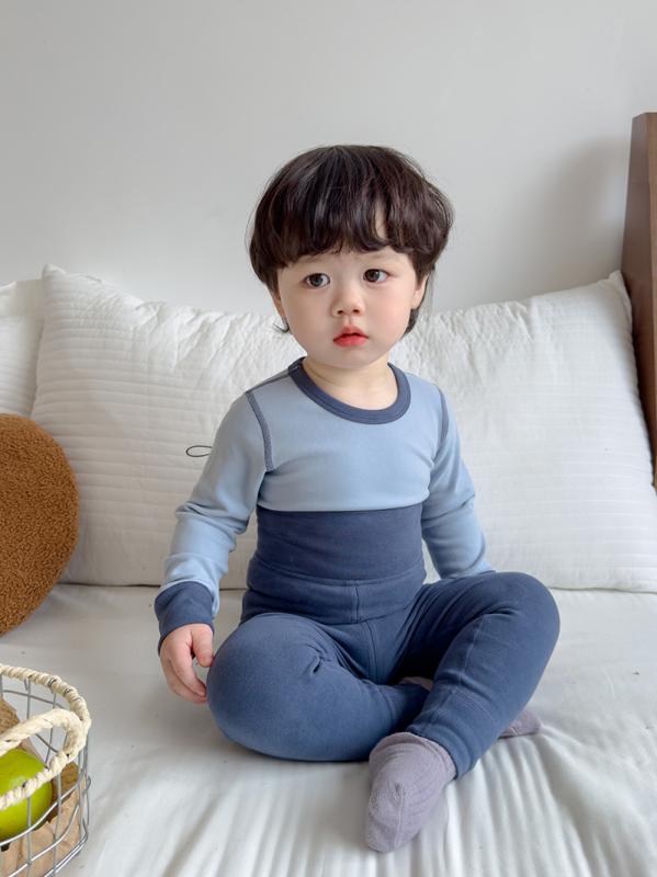 子供用インナー 上下セット 男の子 女の子 高腰 腹巻付き 厚手 裏起毛 あったか 無縫製 秋 冬 ピンク パープル オレンジ ブルー グリーン オフホワイト 80 90 100 110 120cm