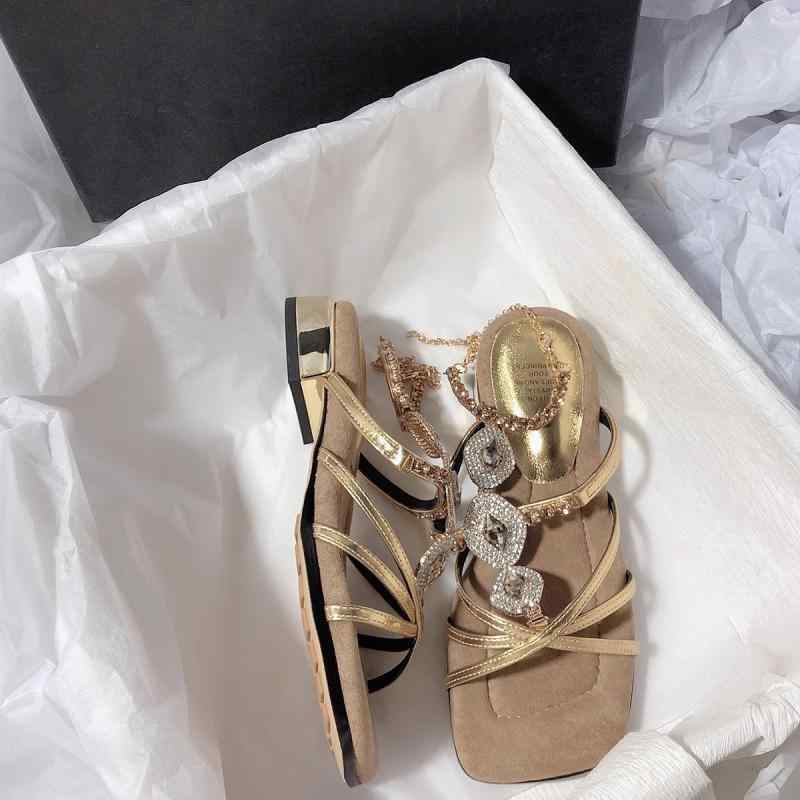 サンダル レディース 羊革 金色 スクエアトゥ チャンキーヒール クロスストラップ ミュール キラキラ ..