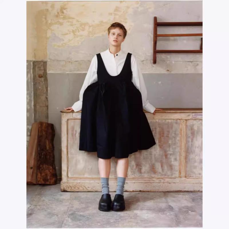 ワンピース レディース 背中開き ノースリーブ 膝丈 Aライン フレア ブラック 黒 ポリエステル 2025春夏