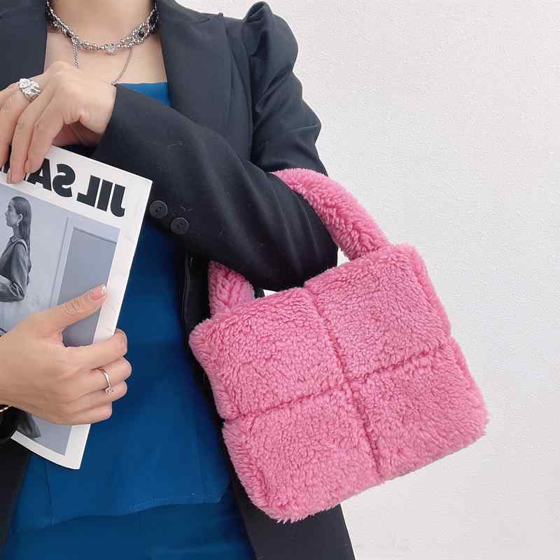 バッグ レディース 鞄 ファー 秋冬 水桶型 ふわふわ もこもこ かわいい おしゃれ ハンドバッグ トート..