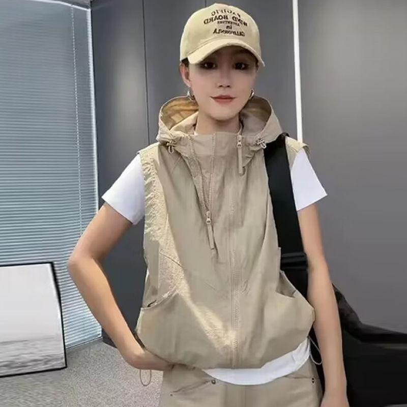 ベスト レディース UVカット 接触冷感 フード付き ポリエステル ノースリーブ パーカー カーキ色 紫色 黒色 ワインレッド ピンク色 白色