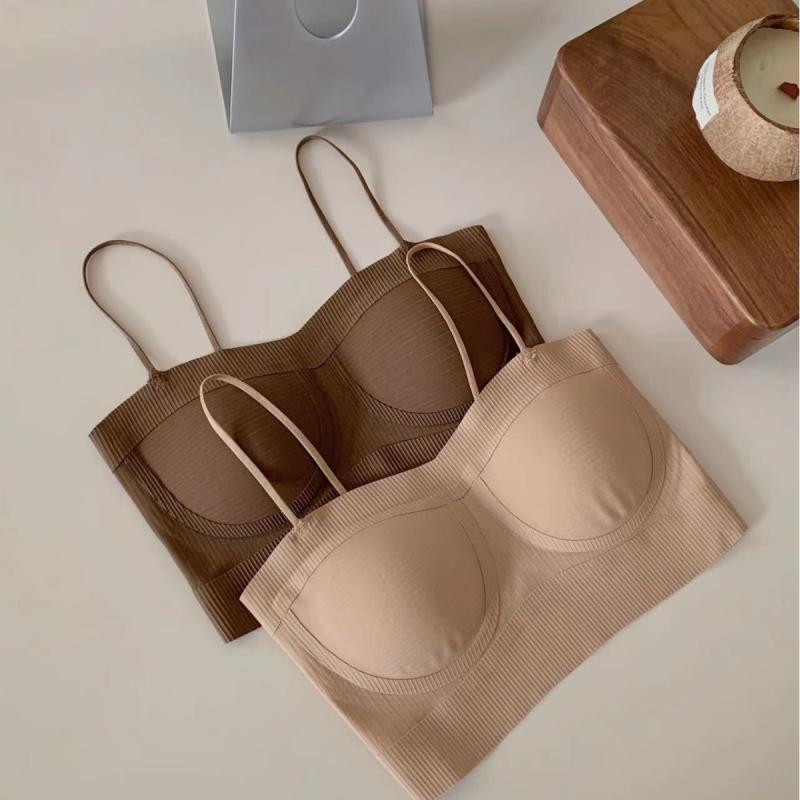 キャミソール レディース 夏 カップ付き 無縫製 チューブトップ ブラトップ インナー ショート丈 肌着 ..