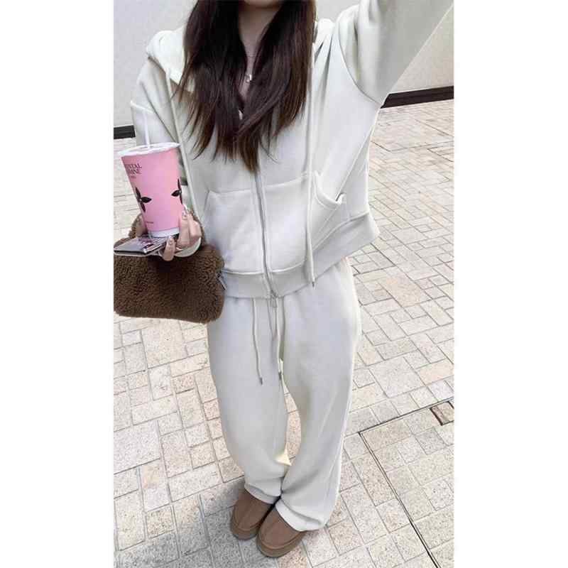 スウェット レディース ルームウェア 部屋着 上下セット 綿混紡 長袖 長ズボン ポケット付き リラックス カジュアルスタイル コットン ポリエステル アイボリー グレー