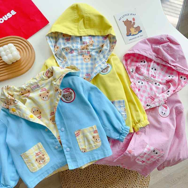 子供服 アウター 秋のジャケット キッズ 男の子 女の子 フード付き 両面着用 ブルゾン かわいい アニマル柄 コットン 普段着