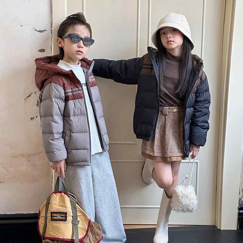 子供服 ダウンジャケット 男女兼用 秋冬 薄手 韓国風 配色 バイカラー アウトドア 中高学年 防寒 アウ..
