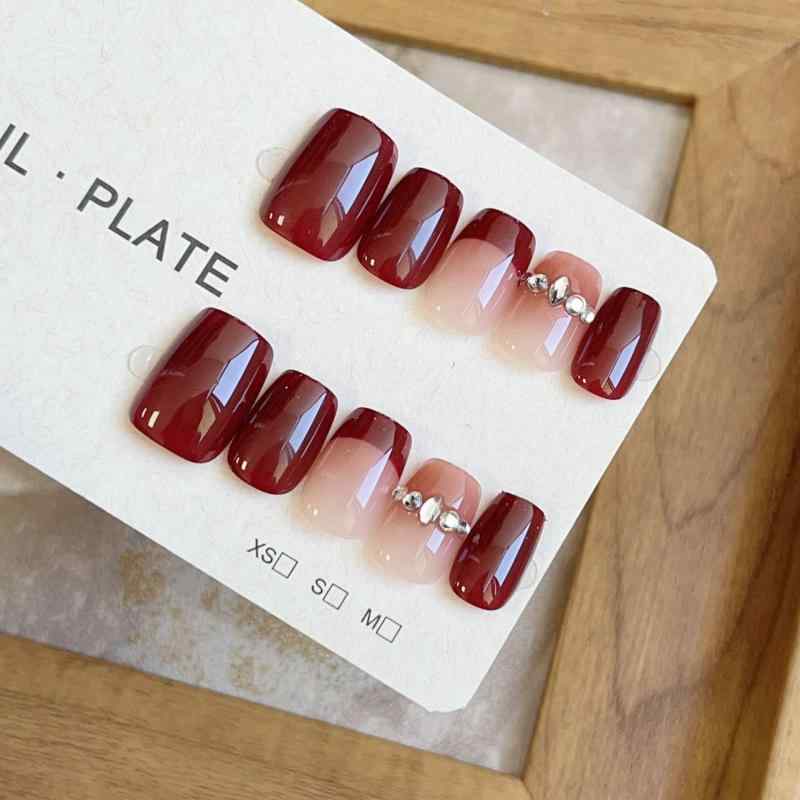 ネイルチップ レディース 女性用 付け爪 ワインレッド ショート 小さめ ジルコニア付き シンプル おしゃれ かわいい INSスタイル(4)
