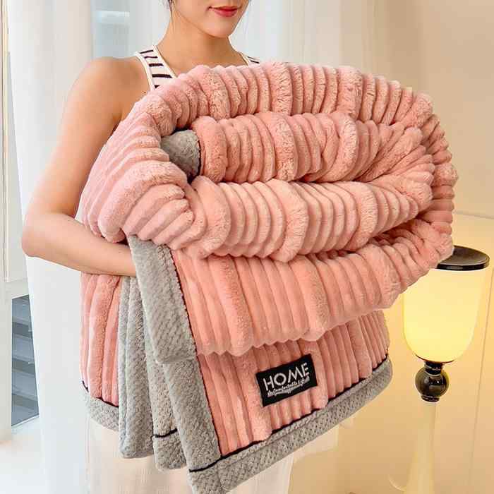 ・素材: ポリエステル・重量: 約300～500g・柄: 無地・カラー: ピンク、ブルーグレー、ライトグレー、オフホワイト、ダークグレー、ワインレッド、ダークグリーン、ライトブラウン、ライトグリーン、グラスグリーン・サイズ: 100*120cm、120*200cm、150*200cm、180*200cm、200*230cm・タイプ: 珊瑚マイヤー毛布・ベッドサイズ: 200cmx230cm・スタイル: エレガント・生地: その他・収縮率: 2%-3%・色落ち耐性: 2-3